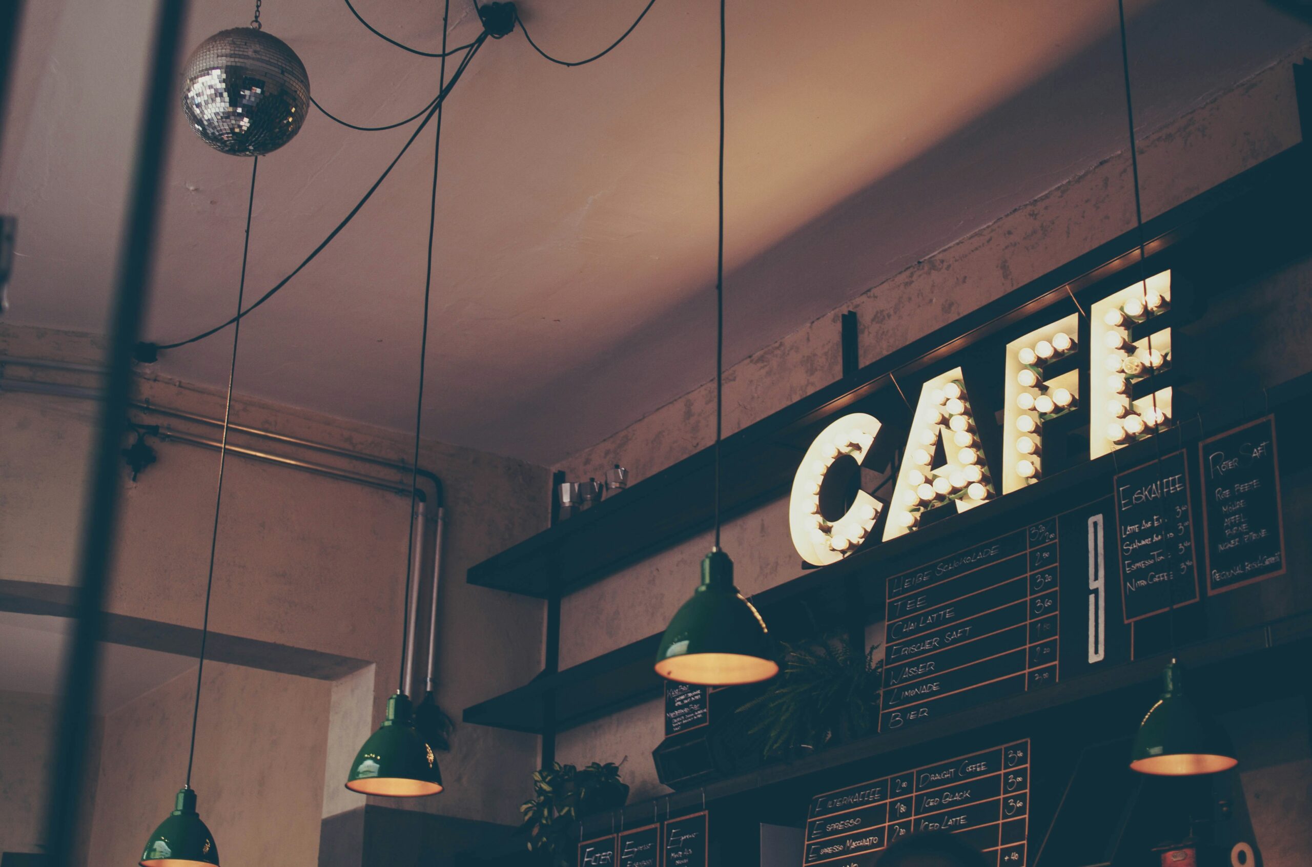 cafe michal parzuchowski itav89tnkks unsplash